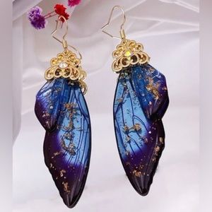 “Butterfly Wings” Ornate Gold Cap Blue Layer Gold Flake Fleck Translucent Dangle